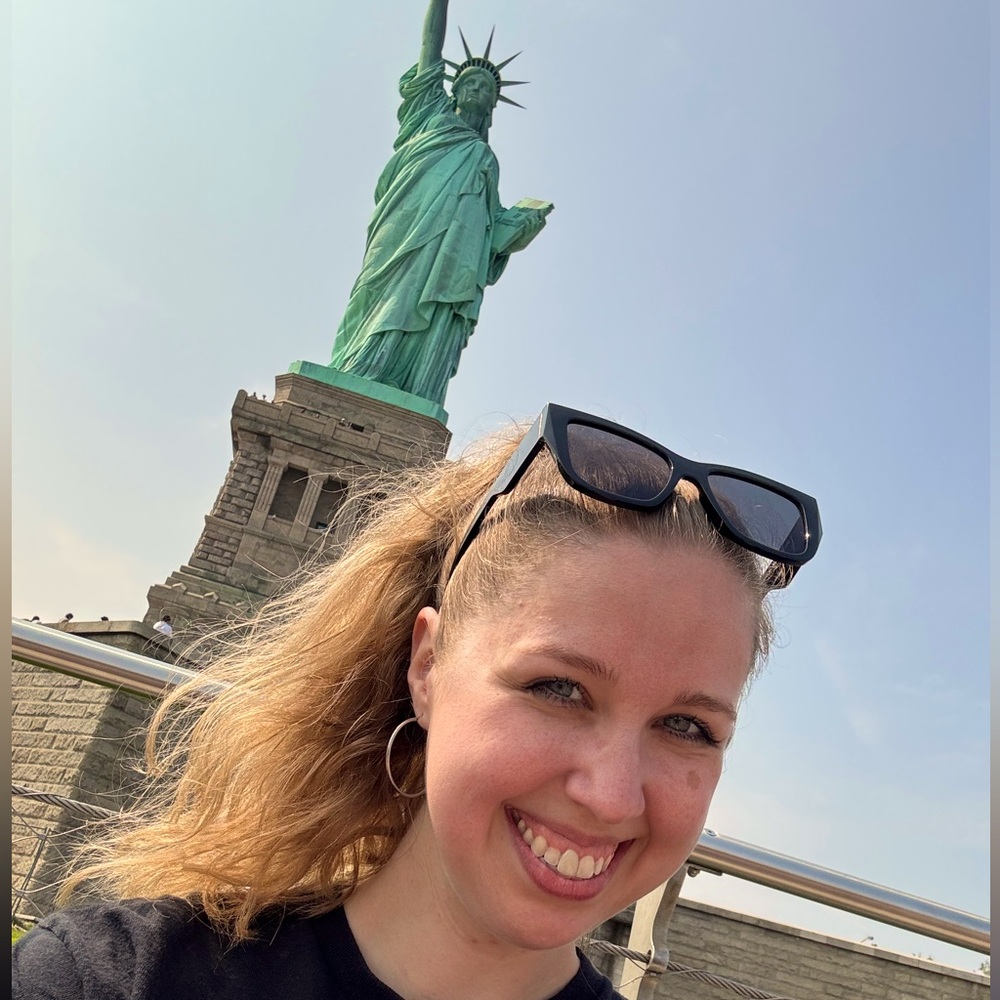Meet your Posher, Lauren